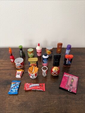 Mini Brands Fast Food Candy Grocery Toiletries Toy Lot Of 19 KFC